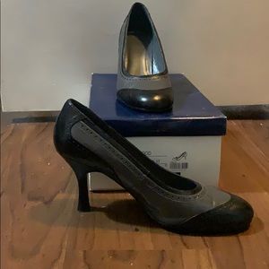 Karen Scott- Kenwood black/gray